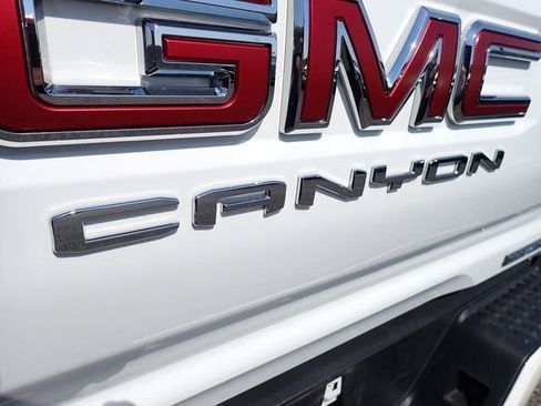 Used 2024 GMC Canyon Elevation w/ Convenience Package AWD/4WD image 5