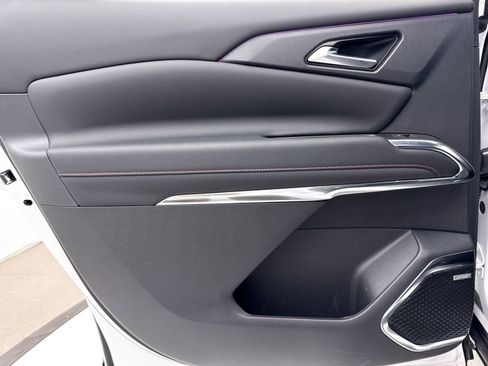 Used 2024 Chevrolet Traverse RS w/ LPO, Floor Liner Package image 35