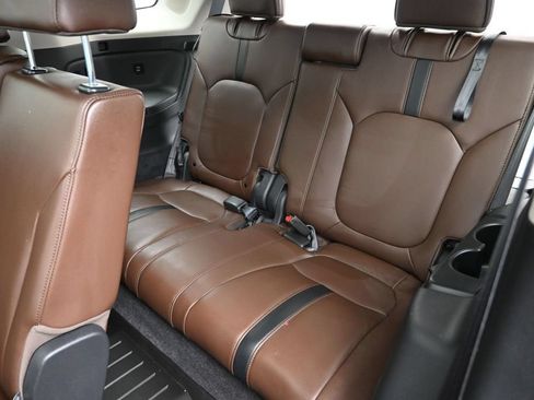 Used 2025 Honda Pilot Elite image 15