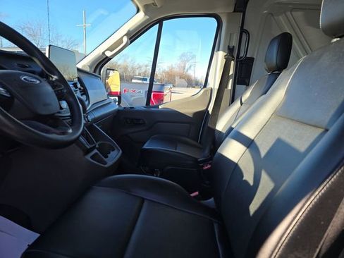 Used 2021 Ford Transit 250 image 2