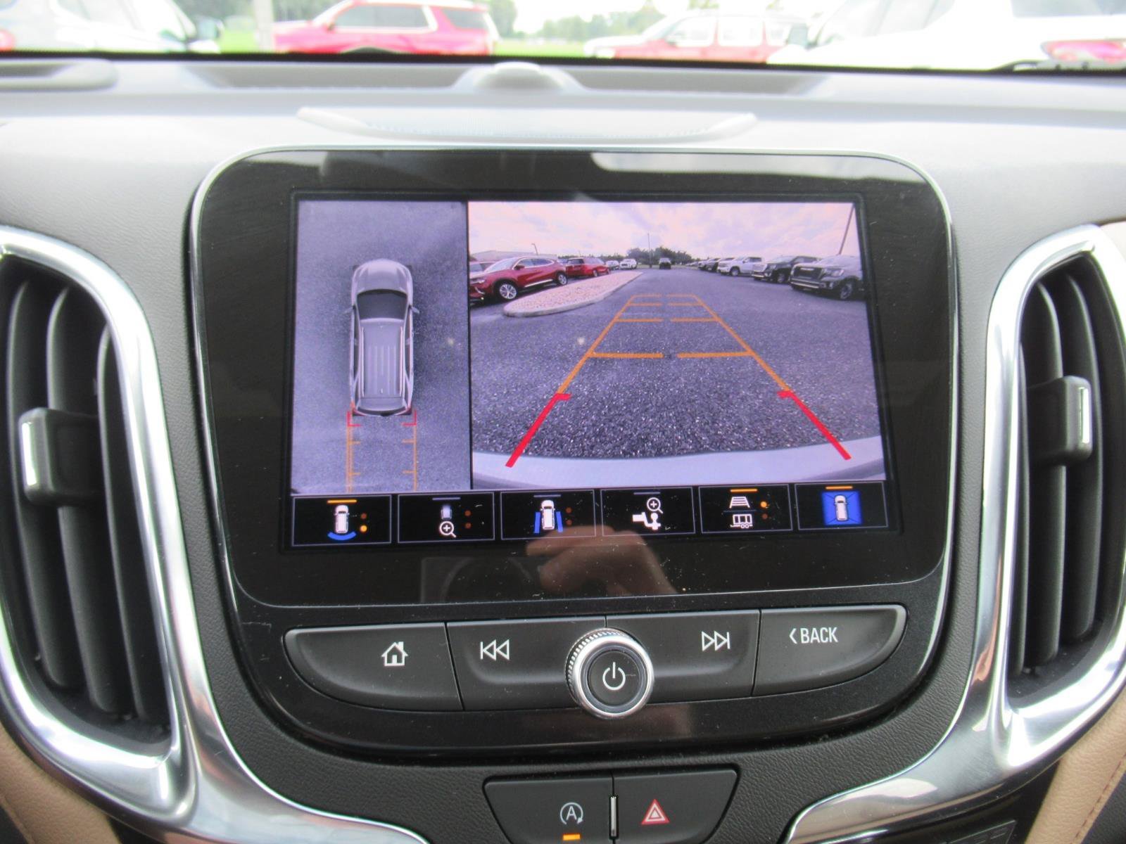 Used 2024 Chevrolet Equinox Premier FWD image 28