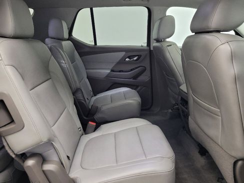 Used 2019 Chevrolet Traverse Premier w/ Driver Confidence II Package FWD image 19