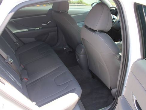 Used 2026 Hyundai Elantra Sport FWD image 12