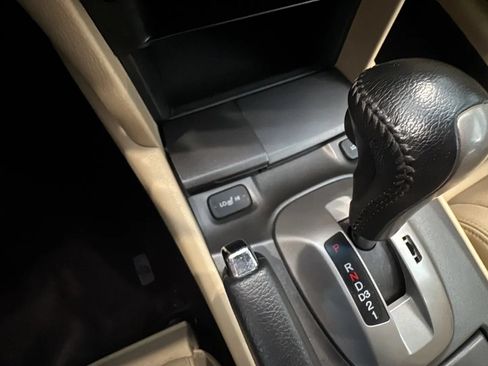 Used 2010 Honda Crosstour EX-L image 41