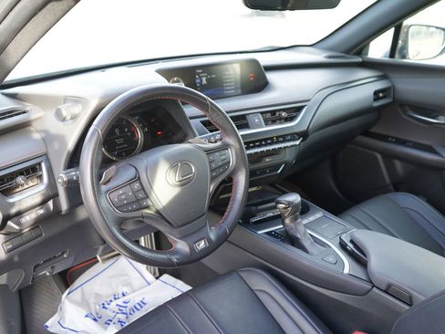 Used 2020 Lexus UX 200 F Sport image 9