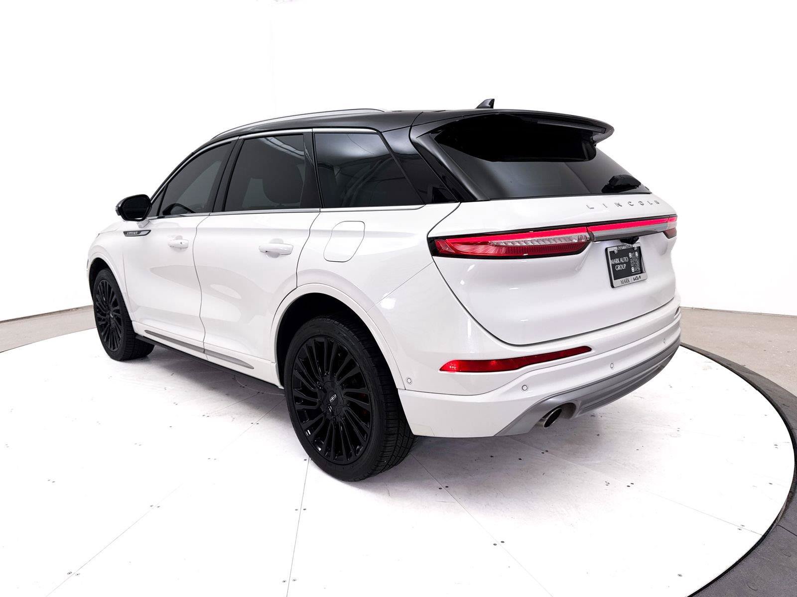 Used 2020 Lincoln Corsair Reserve AWD/4WD image 18