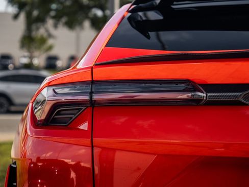 Used 2024 Lamborghini Urus Performante image 11