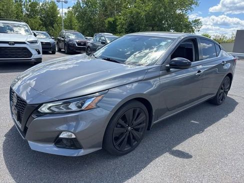 Certified 2022 Nissan Altima 2.5 SR w/ Midnight Edition Package AWD/4WD image 21