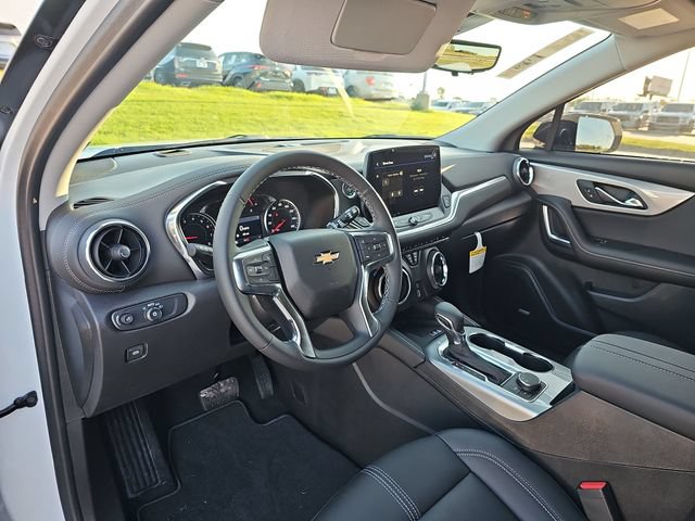 New 2026 Chevrolet Blazer LT w/ Sound & Technology Package FWD image 10