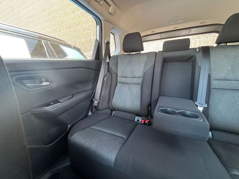Used 2025 Nissan Rogue SV FWD image 41