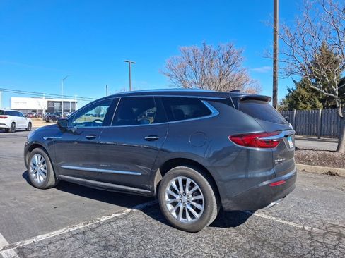 Used 2021 Buick Enclave Premium w/ Sun and Sites Package image 2