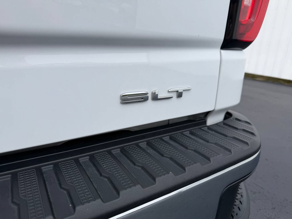 Used 2025 GMC Sierra 1500 SLT AWD/4WD image 9