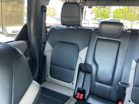 Used 2023 Ford Bronco Wildtrak AWD/4WD image 11