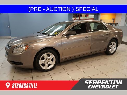 Used 2012 Chevrolet Malibu LS w/ LS Uplevel Package FWD image 1
