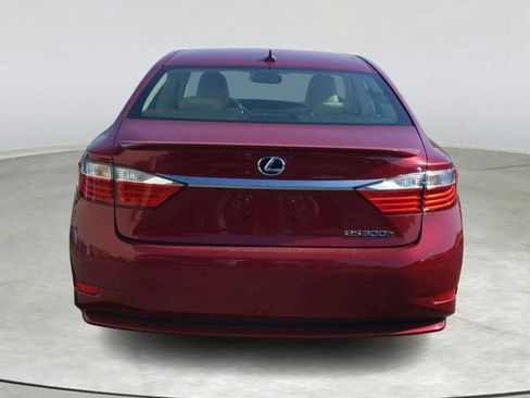 Used 2013 Lexus ES 300h w/ Luxury Pkg FWD image 5