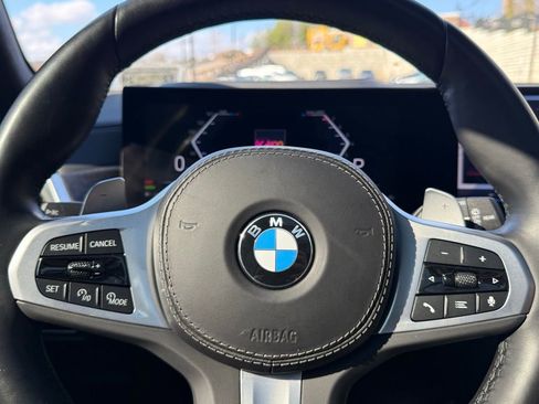 Used 2025 BMW X7 xDrive40i w/ M Sport Package AWD/4WD image 31