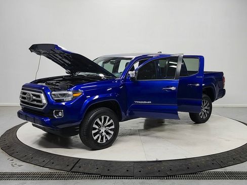 Used 2022 Toyota Tacoma Limited RWD image 11