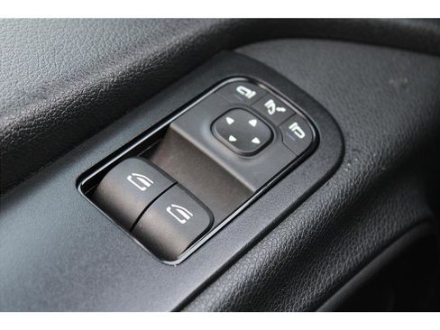 Used 2019 Mercedes-Benz Sprinter 144 image 15