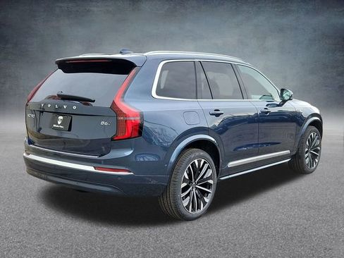 New 2025 Volvo XC90 B6 Plus w/ Protection Package Premier image 3