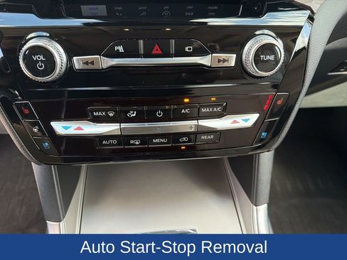 Used 2022 Ford Explorer Limited w/ Limited Technology Package image 26