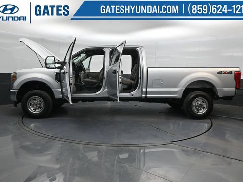 Used 2019 Ford F250 XL w/ Power Equipment Group AWD/4WD image 49