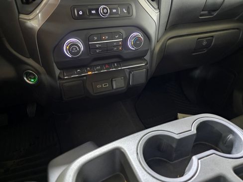 Used 2023 Chevrolet Silverado 1500 Custom AWD/4WD image 20