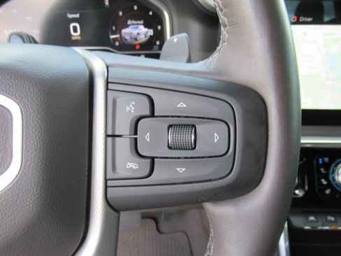 Used 2024 GMC Sierra 1500 Denali AWD/4WD image 25