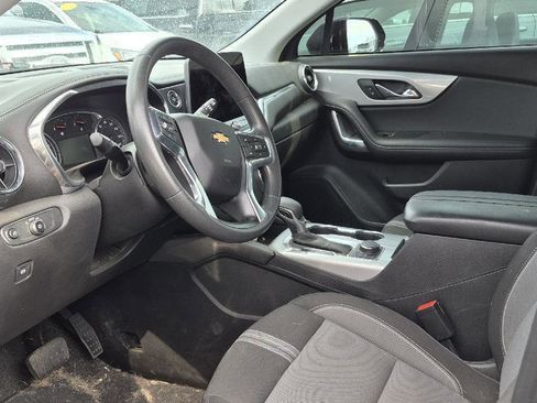 Used 2023 Chevrolet Blazer LT image 2