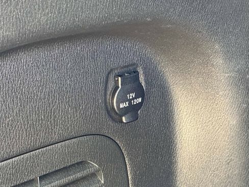 Used 2018 Nissan Pathfinder S AWD/4WD image 12