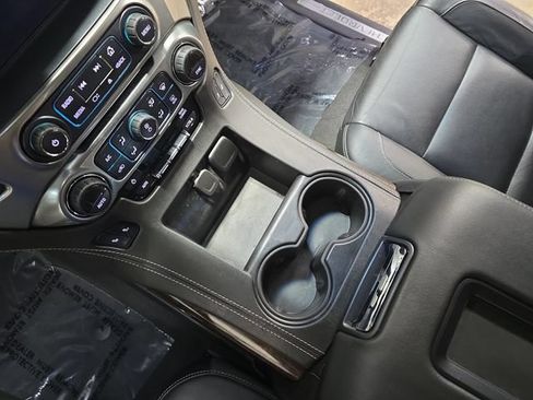 Used 2020 Chevrolet Tahoe LT AWD/4WD image 27
