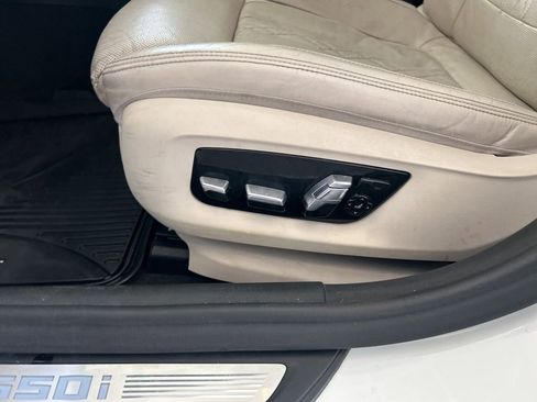 Used 2019 BMW M550i xDrive w/ Dynamic Handling Package AWD/4WD image 48