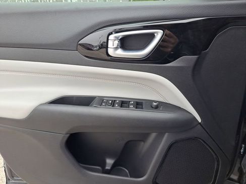 New 2026 Jeep Compass Limited AWD/4WD image 15