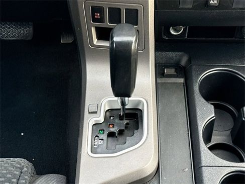 Used 2013 Toyota Tundra Grade image 28