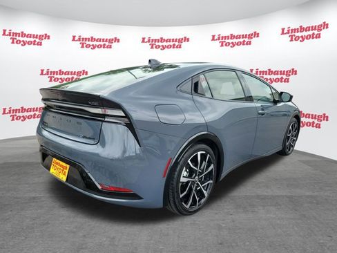 Used 2024 Toyota Prius Prime Premium w/ Advanced Technology Package FWD image 25