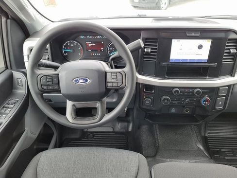New 2025 Ford F250 XL w/ XL Chrome Package image 11