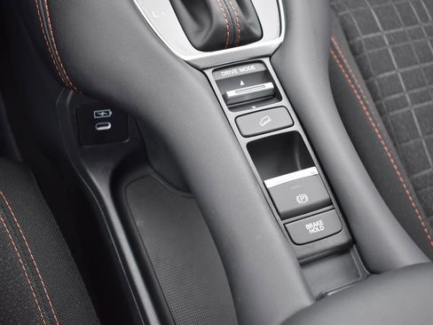 Used 2025 Honda HR-V Sport image 10