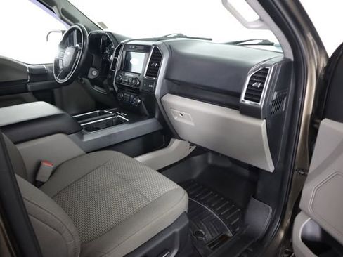 Used 2016 Ford F150 XLT w/ Equipment Group 302A Luxury AWD/4WD image 52