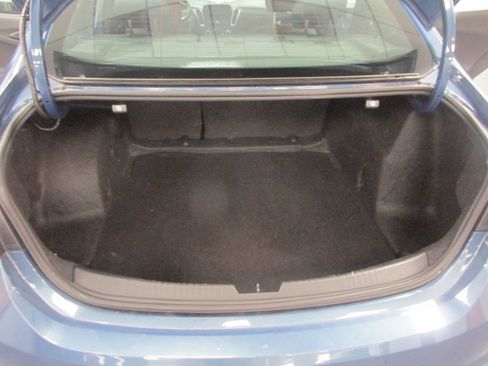 Used 2025 Chevrolet Malibu LT FWD image 19