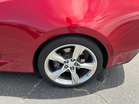 Used 2018 Chevrolet Camaro SS RWD image 11