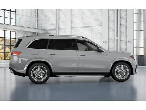 New 2026 Mercedes-Benz GLS 450 4MATIC image 17
