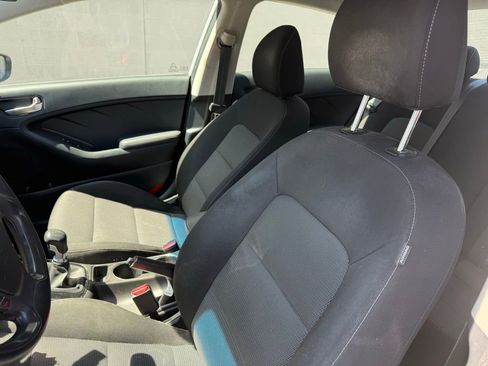 Used 2018 Kia Forte LX FWD image 18