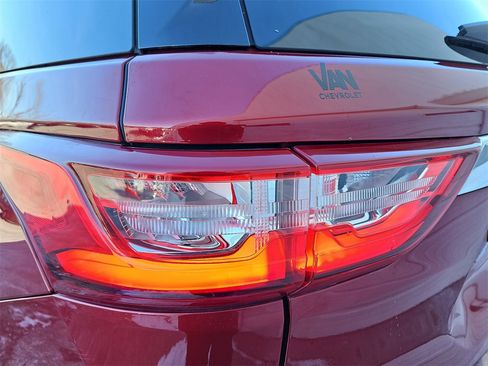 Used 2019 Chevrolet Traverse LT w/ LT Premium Package image 35