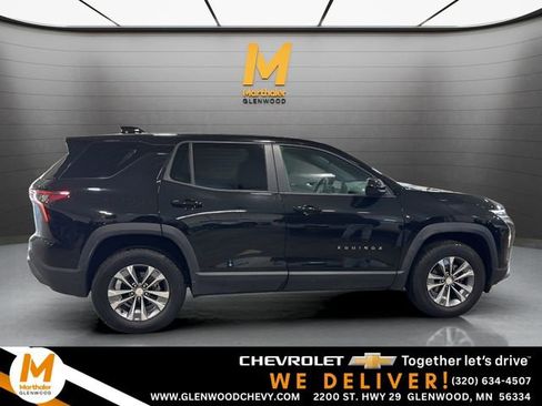 Used 2025 Chevrolet Equinox LT image 1