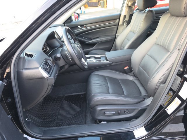 Used 2022 Honda Accord Touring image 16