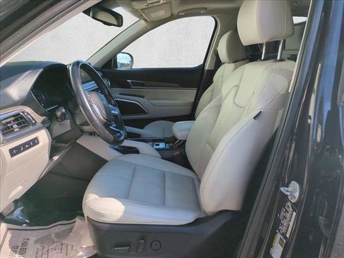 Used 2022 Kia Telluride EX FWD image 17