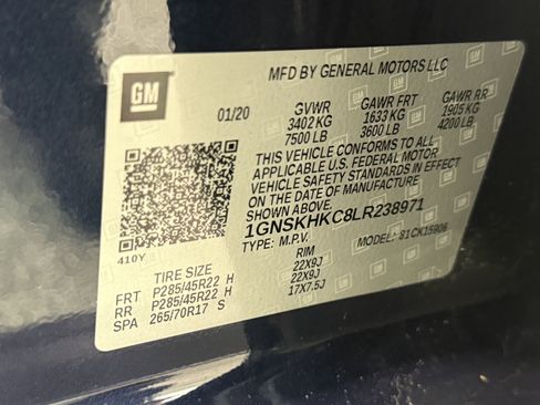 Used 2020 Chevrolet Suburban LT w/ Luxury Package image 28