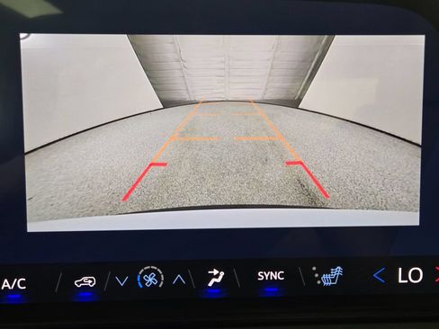 New 2026 Chevrolet Traverse LT w/ Midnight/Sport Edition FWD image 19