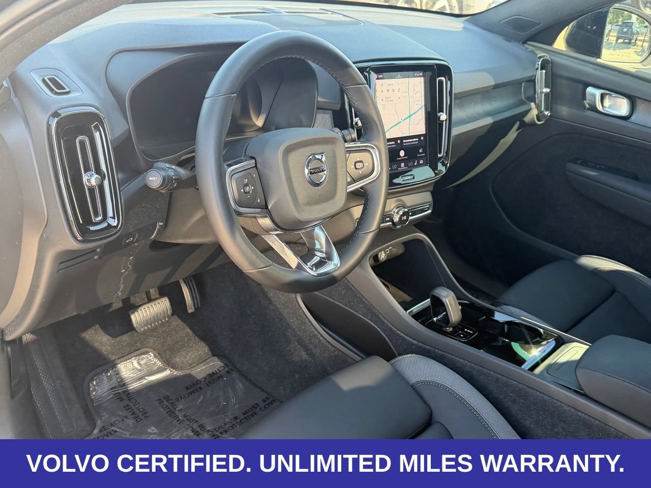 Certified 2023 Volvo C40 Recharge Core AWD/4WD image 16