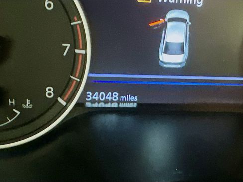 Used 2025 Nissan Altima 2.5 SV FWD image 19