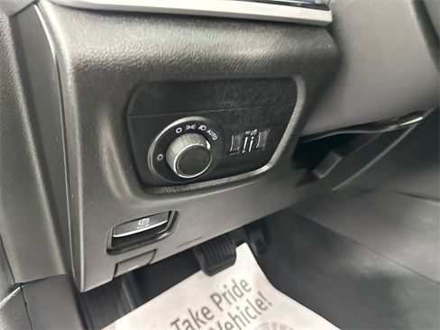 Used 2023 Jeep Grand Cherokee Altitude image 23